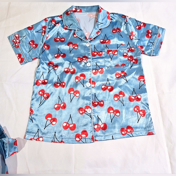 NWOT Set of Girl's Satin Pajamas - Picture 2 of 3